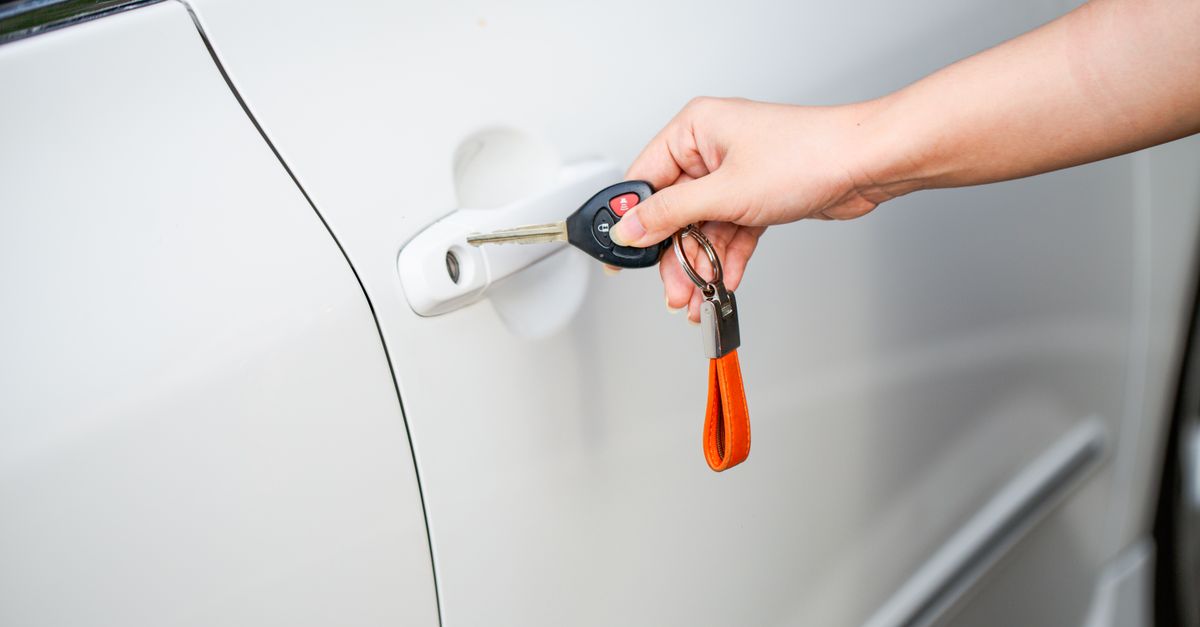 Nissan car key fob — Anytime Locksmith
